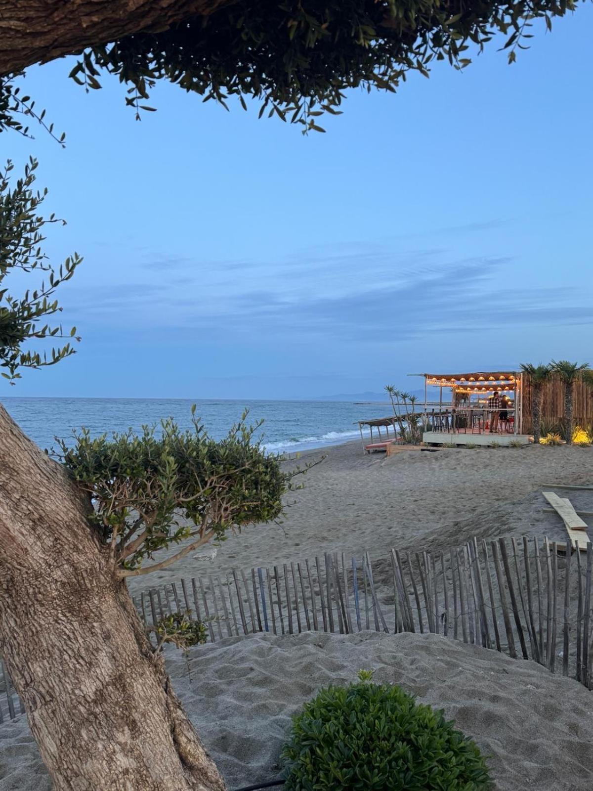 Villa Bord De Mer Torreilles Luaran gambar